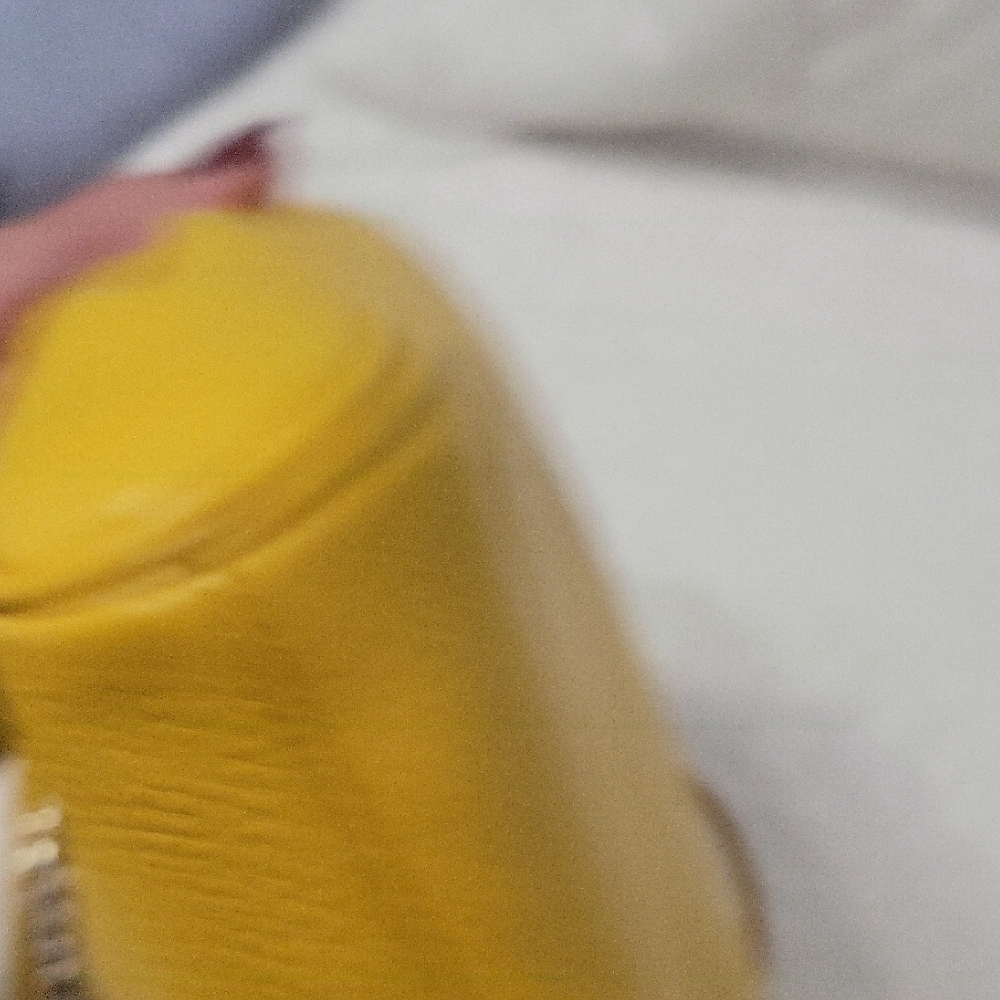 Coach Yellow Leather Shoulder Bag - Picture 4 of 6